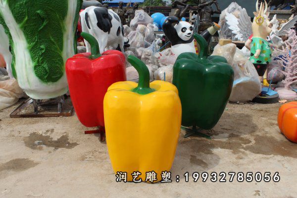 酒店玻璃钢彩椒雕塑