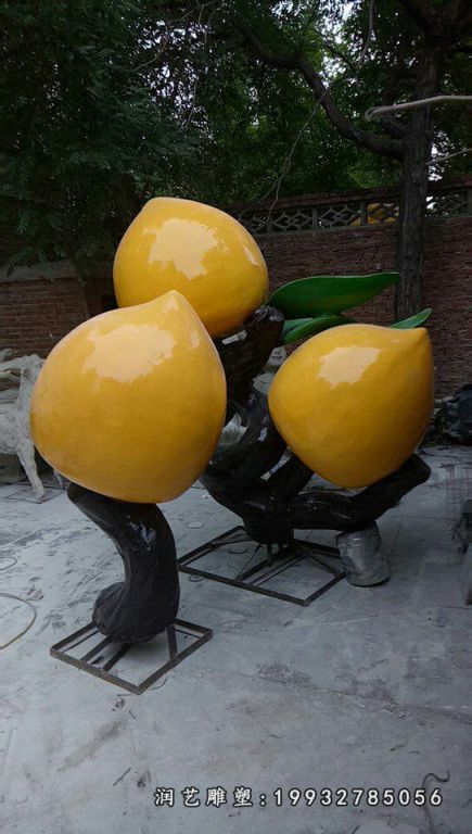 学校玻璃钢桃景观雕塑