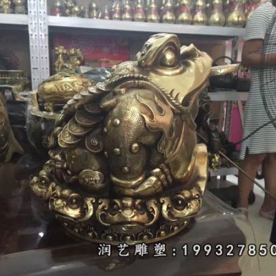 广场动物金蟾铜雕