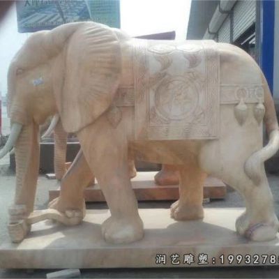 步行街动物大象石雕 (2)