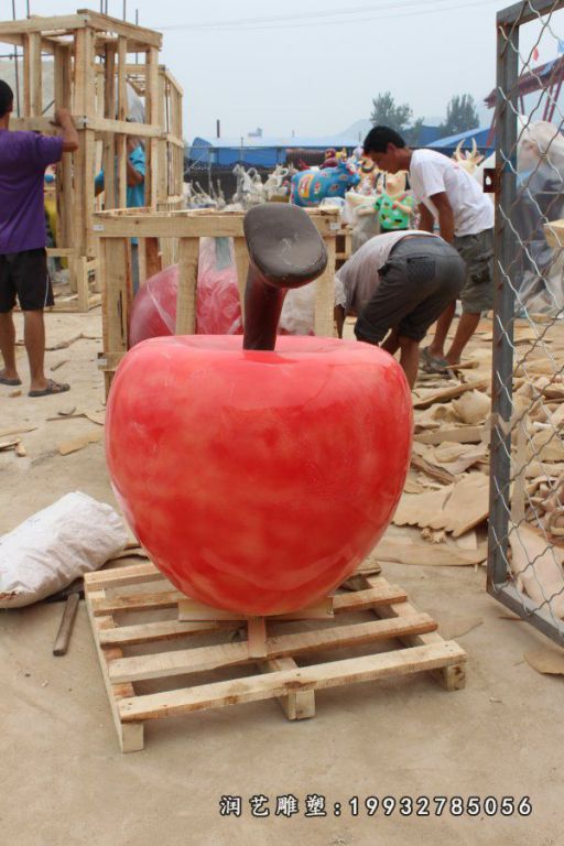 街道玻璃钢苹果雕塑