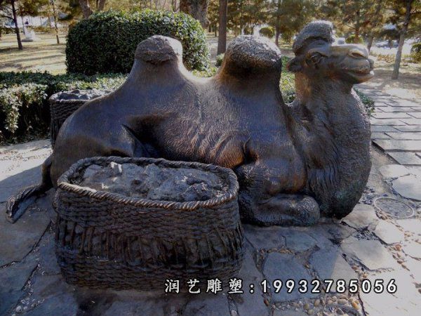 别墅骆驼动物铜雕