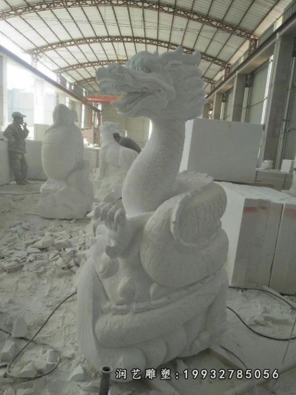 花园龙动物石雕