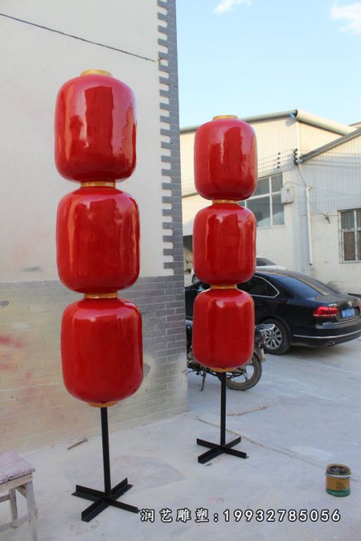 道路旁玻璃钢灯景观雕塑