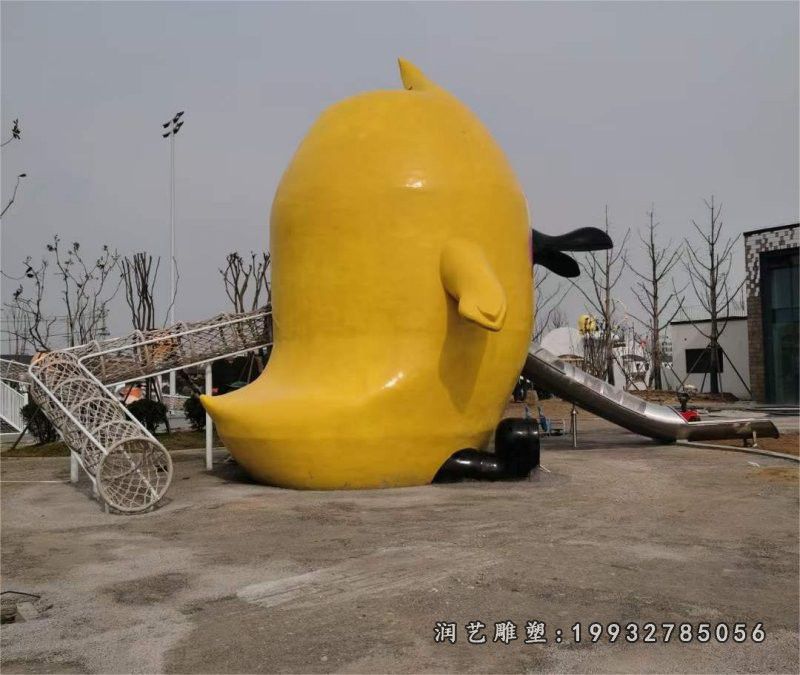 校园玻璃钢景观创意雕塑