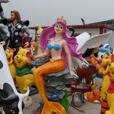 商业街玻璃钢美人鱼雕塑