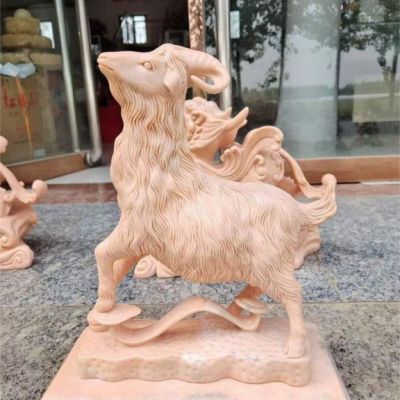 公园动物羊石雕